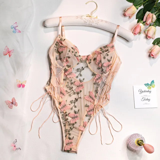 Céline | Broderet sommerfugle bodysuit